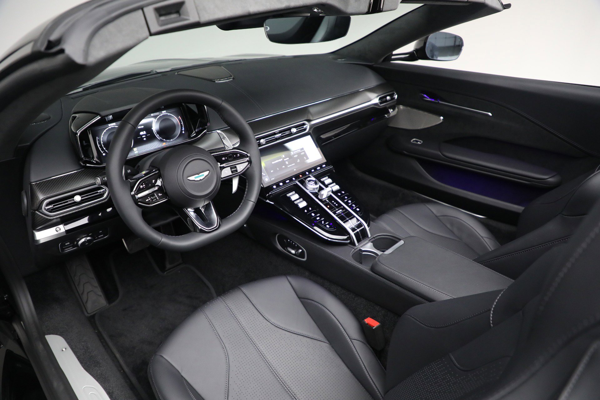 New 2026 Aston Martin V8 Vantage Roadster image 28