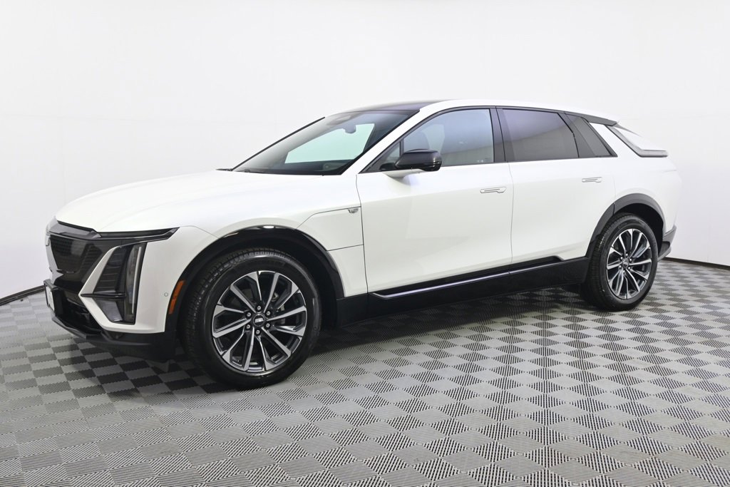 New 2025 Cadillac Lyriq Sport image 2