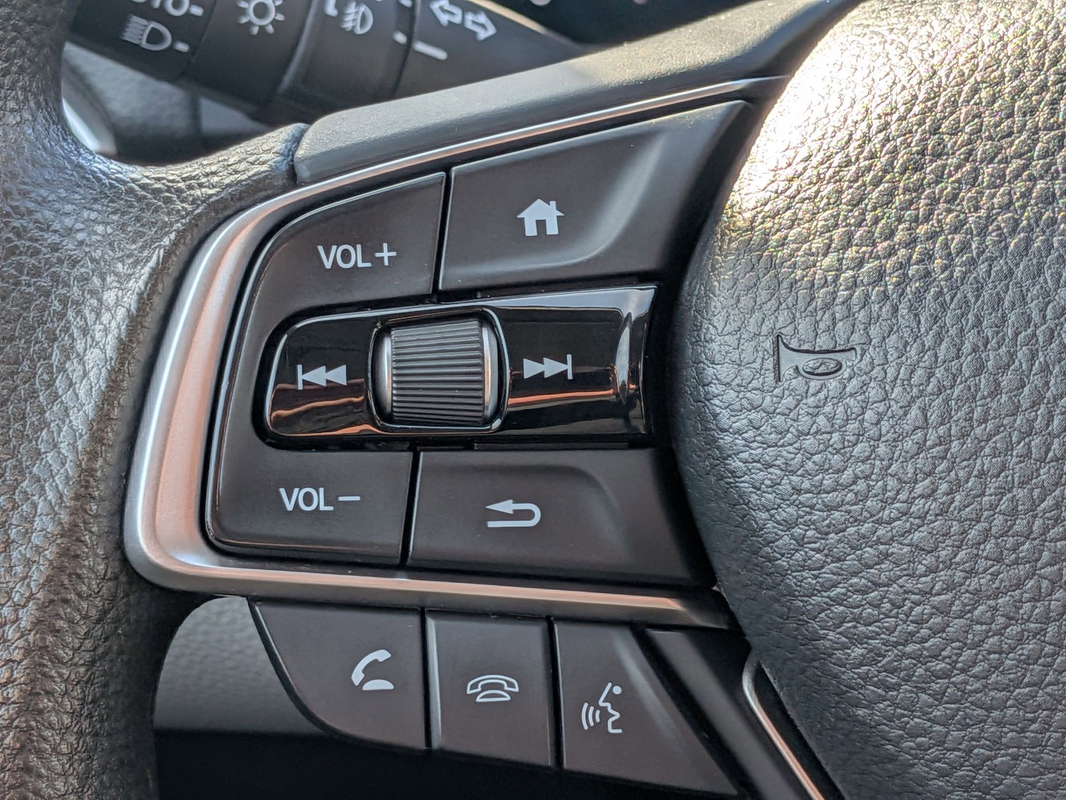 Certified 2019 Honda Accord EX image 14