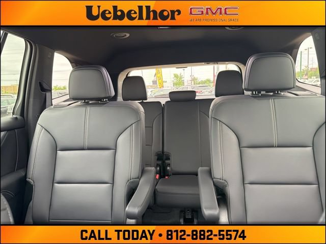 New 2026 GMC Acadia Elevation w/ Elevation Premium Package AWD/4WD image 24