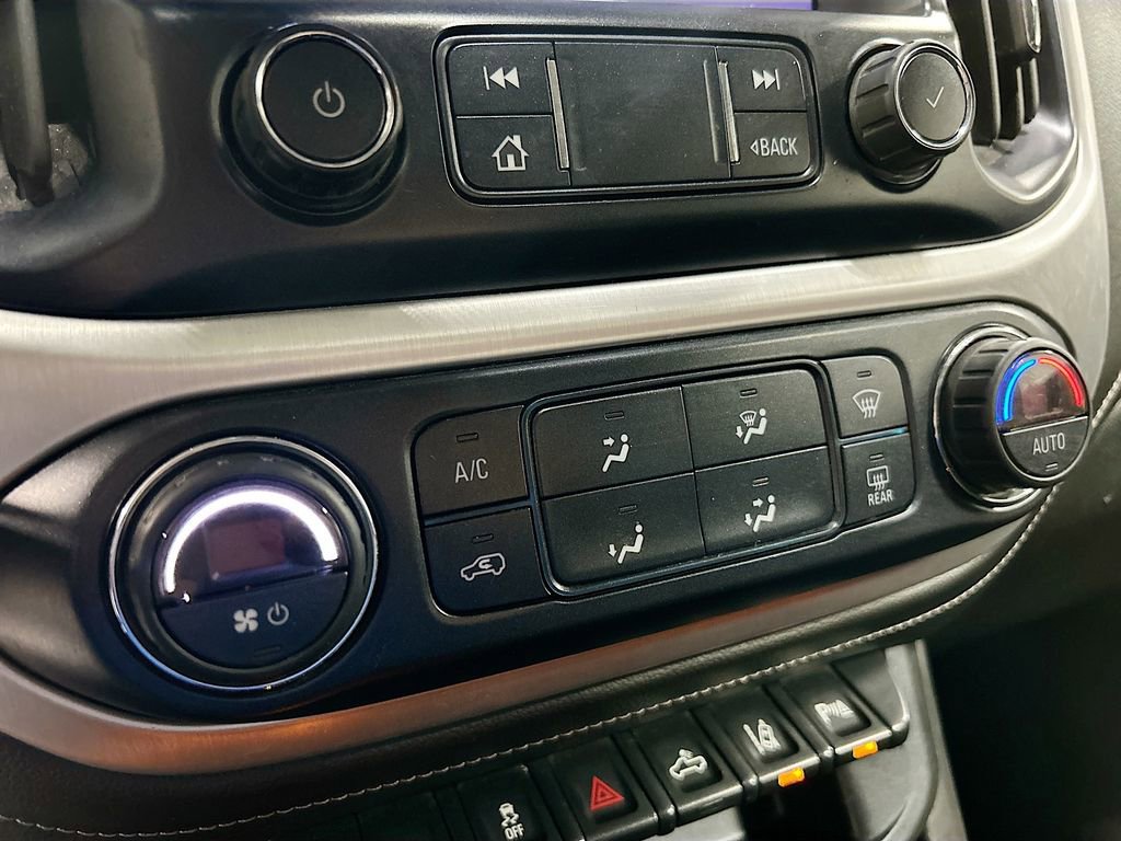 Used 2020 GMC Canyon SLE w/ Driver Alert Package image 15