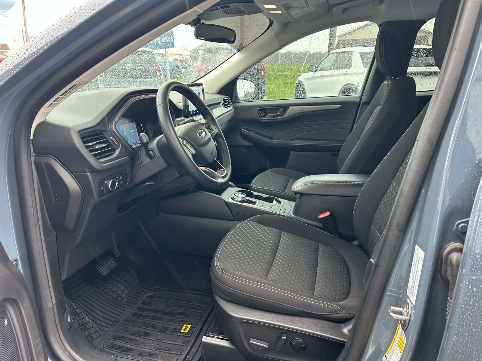 Used 2023 Ford Escape Active image 10