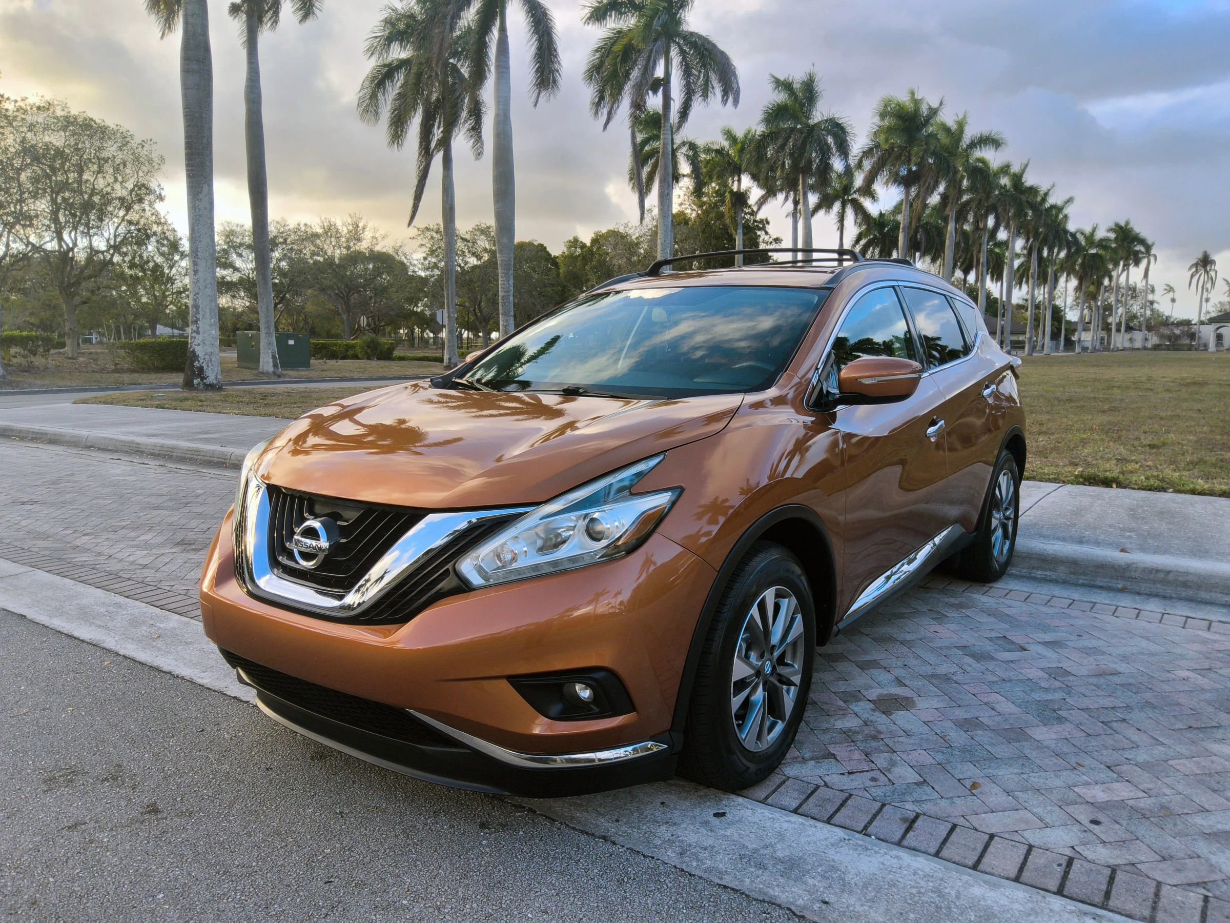 Used 2015 Nissan Murano SV image 3