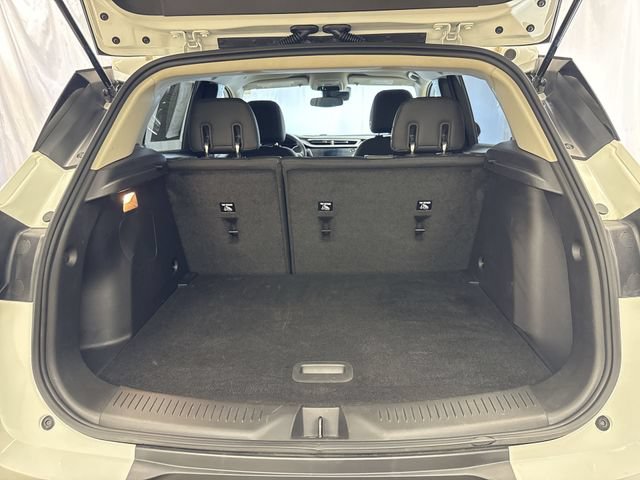 Certified 2023 Buick Encore GX Preferred w/ Cold Weather Comfort Package FWD image 23