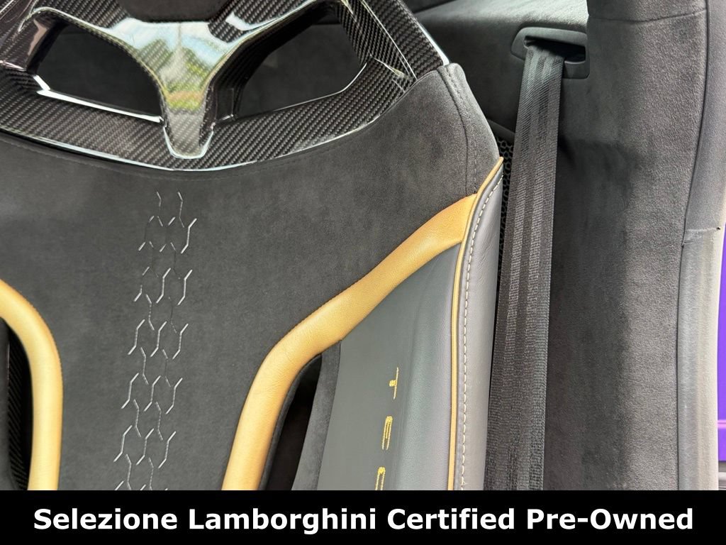 Used 2024 Lamborghini Huracan Tecnica RWD image 29