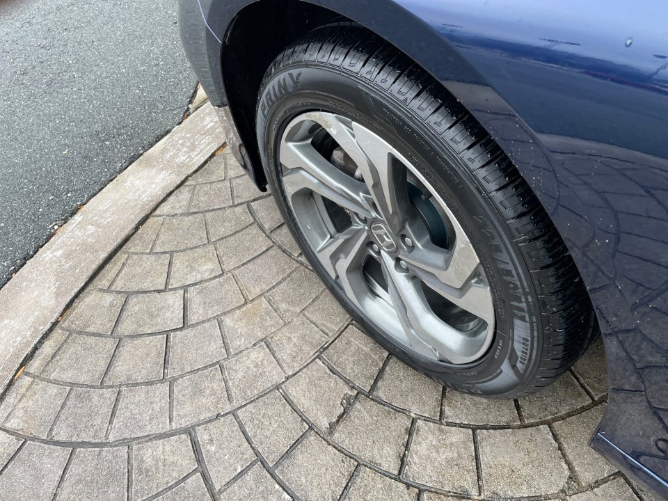 Used 2019 Honda Accord EX-L image 27