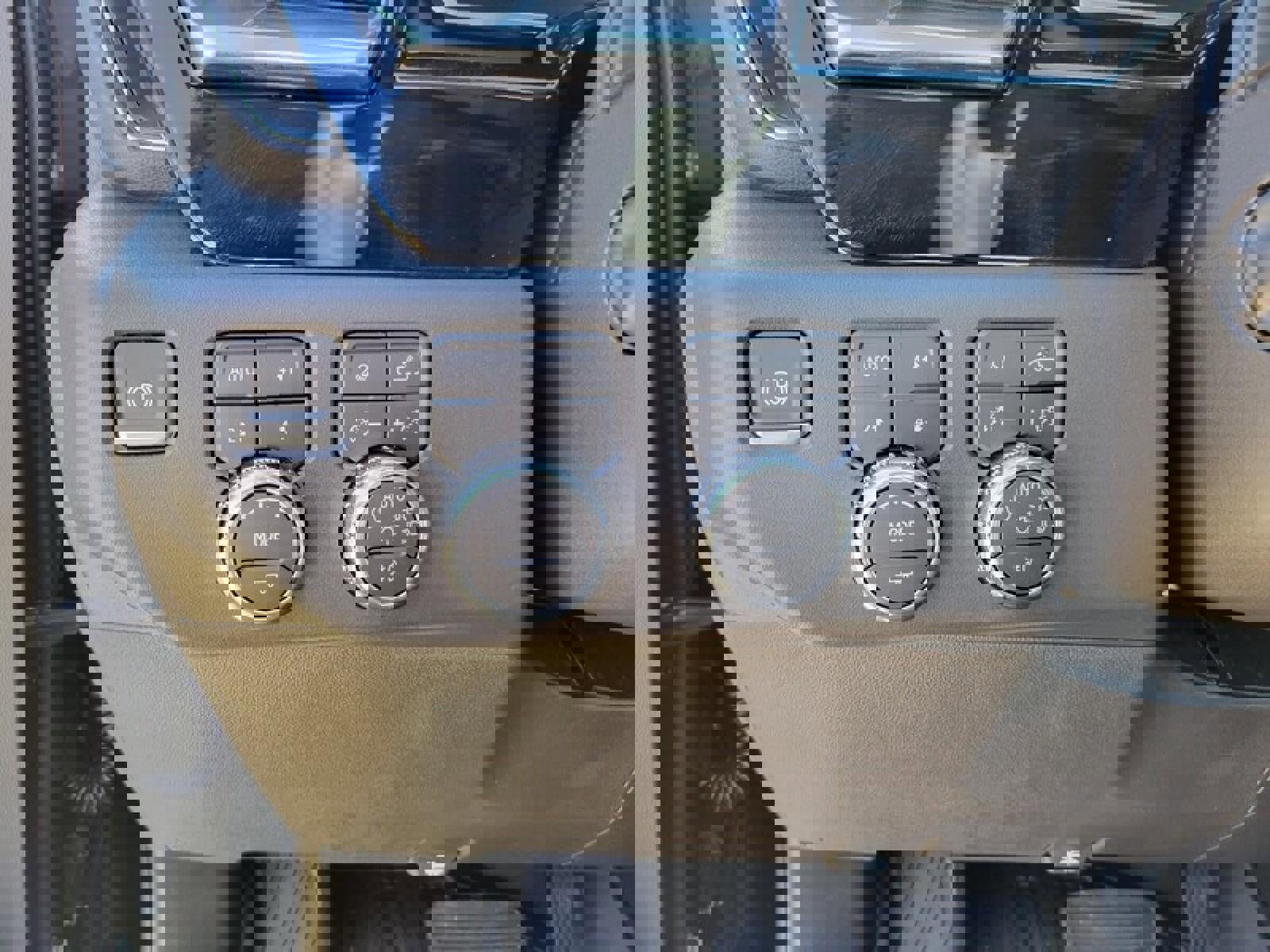 New 2026 GMC Sierra 1500 SLT w/ SLT Premium Plus Package image 12