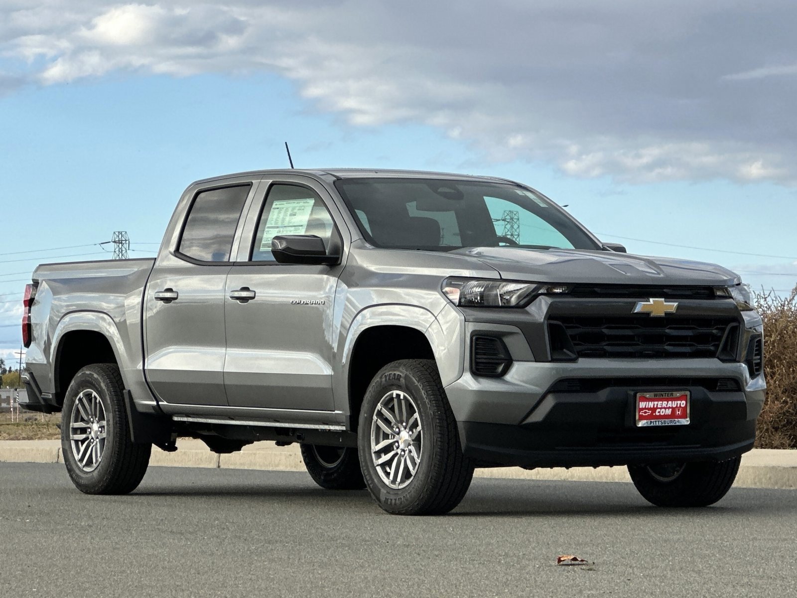 New 2026 Chevrolet Colorado LT image 2