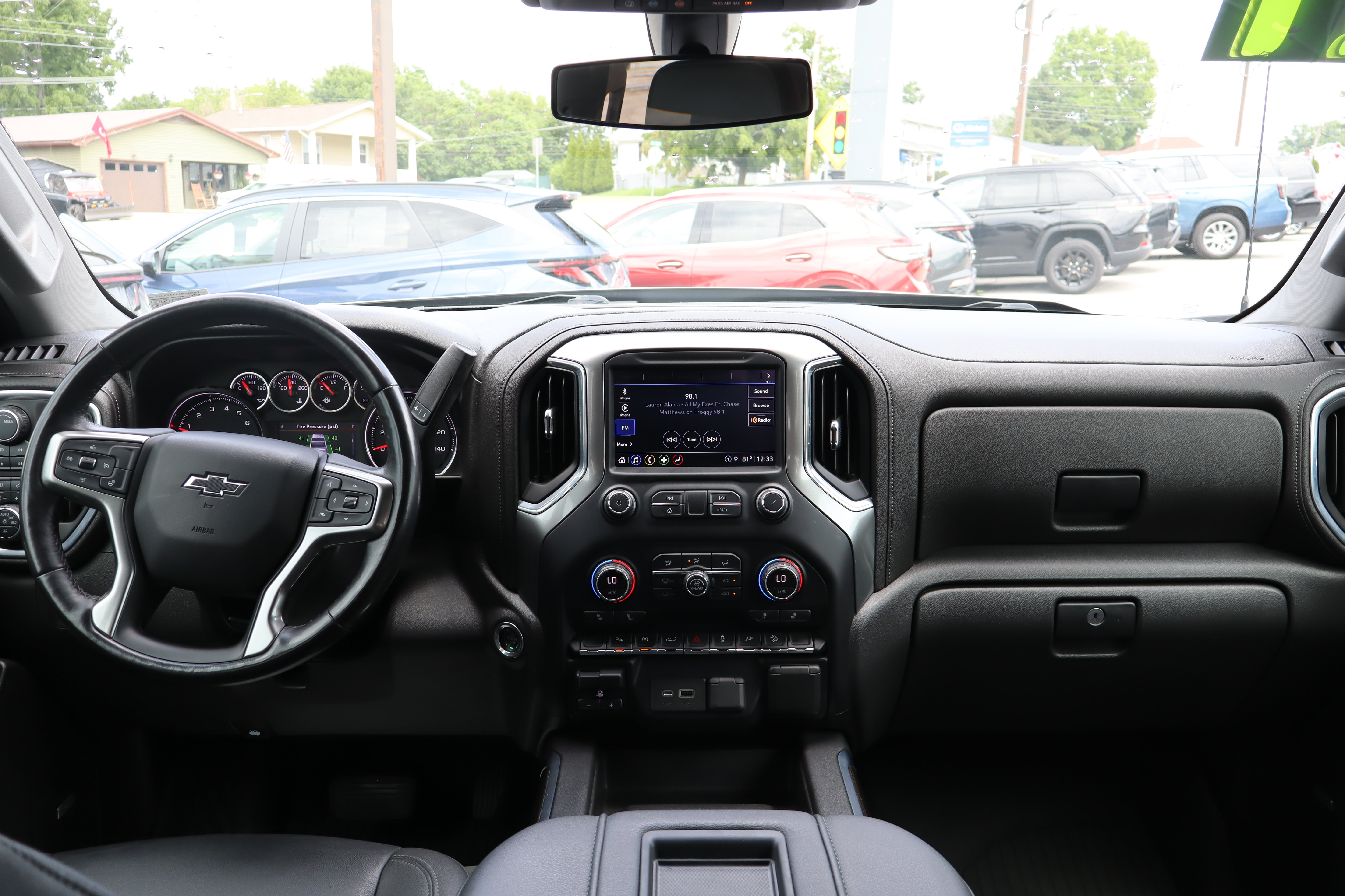 Used 2021 Chevrolet Silverado 1500 RST AWD/4WD image 14