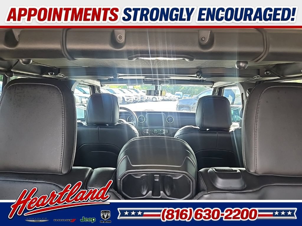 Used 2018 Jeep Wrangler Unlimited Sahara AWD/4WD image 98