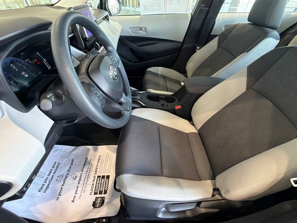 Certified 2026 Toyota Corolla LE FWD image 21