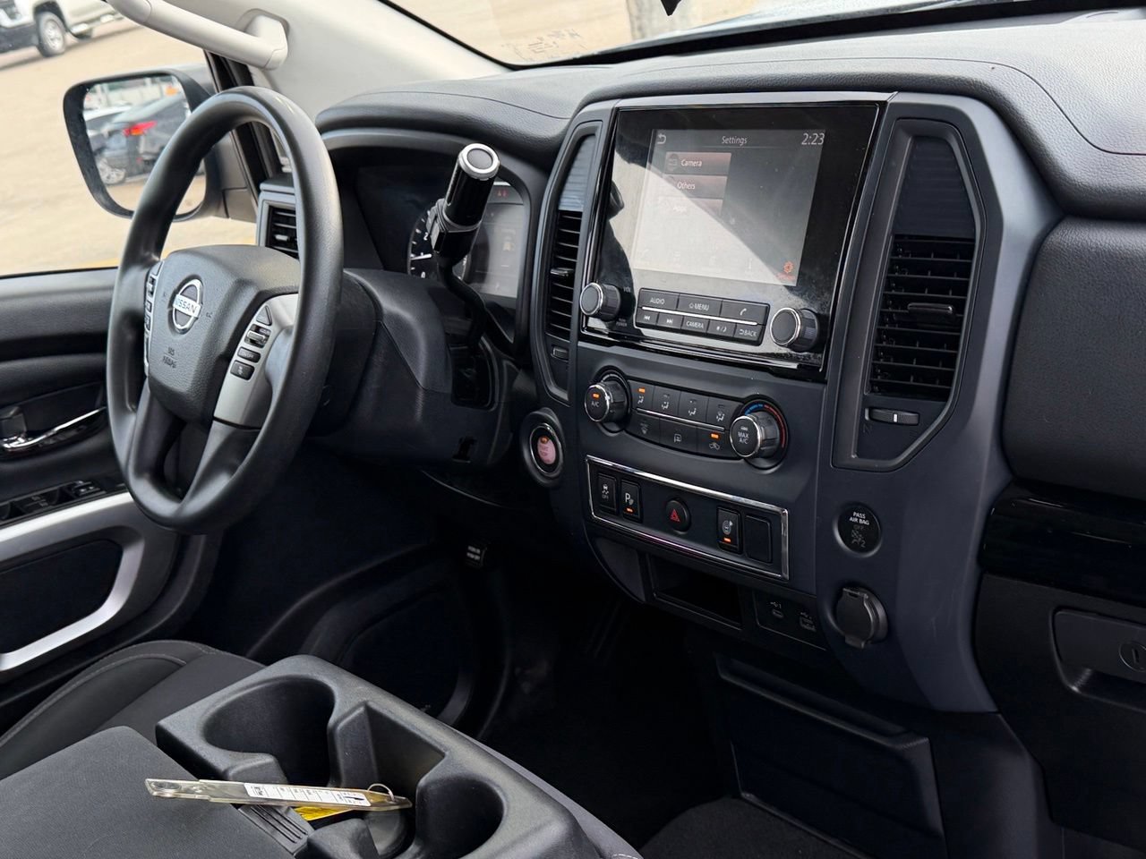 Certified 2022 Nissan Titan SV RWD image 38