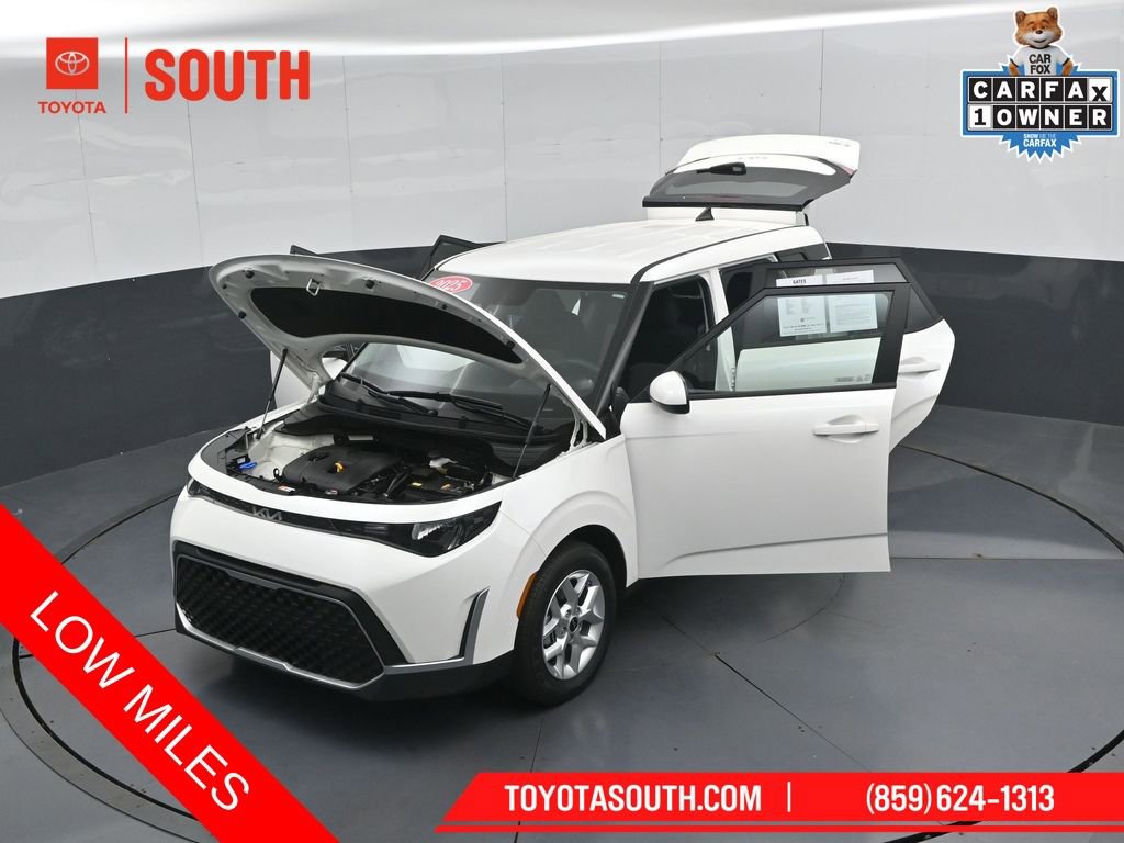 Used 2025 Kia Soul LX w/ LX Technology Package FWD image 47