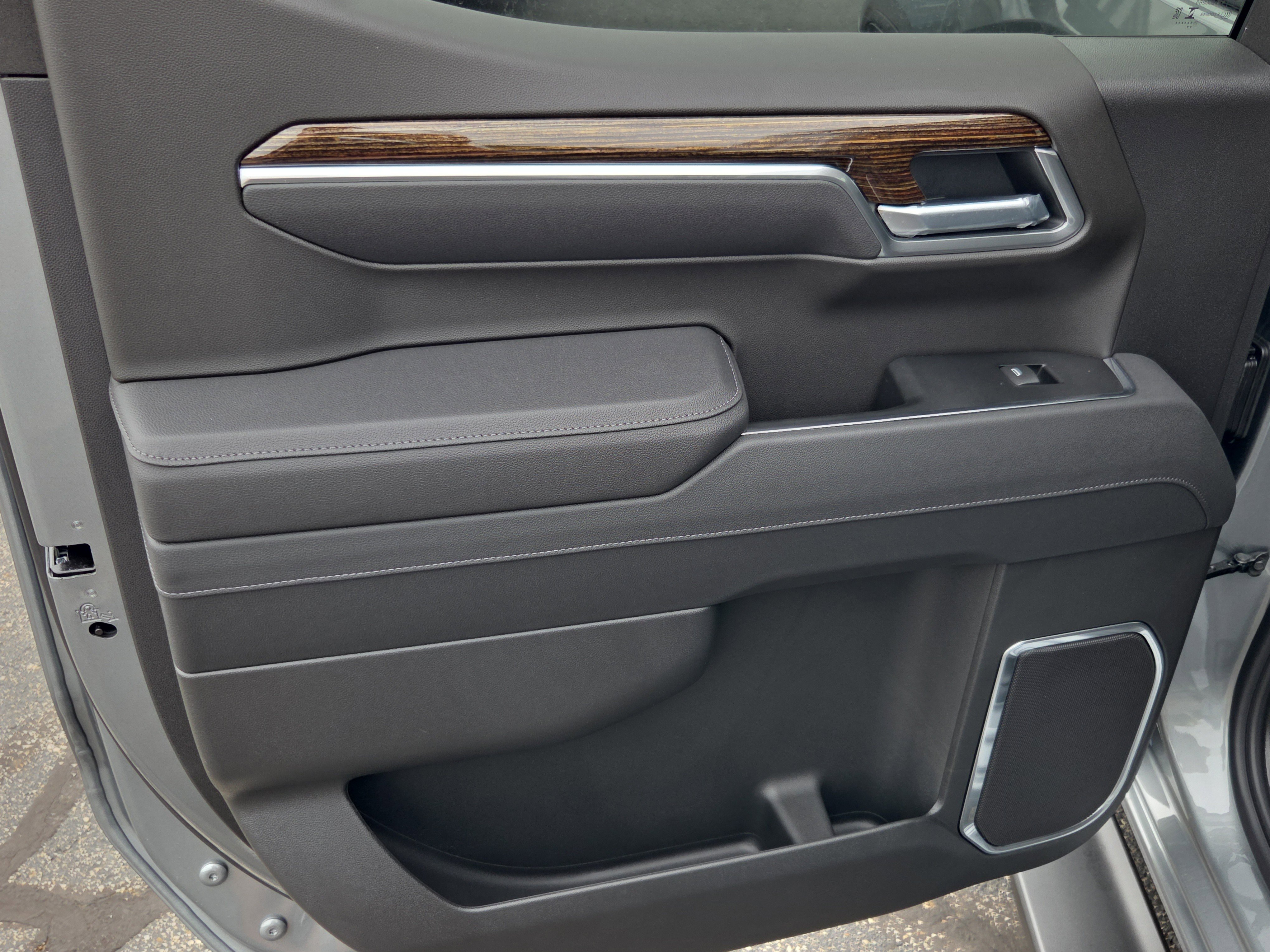 New 2026 GMC Sierra 1500 Elevation w/ Elevation Premium Package image 18