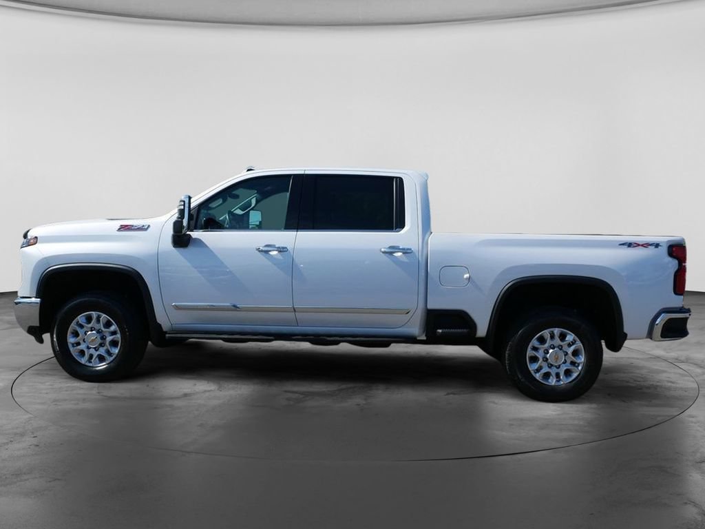 Used 2024 Chevrolet Silverado 3500 LTZ w/ LTZ Premium Package AWD/4WD image 6