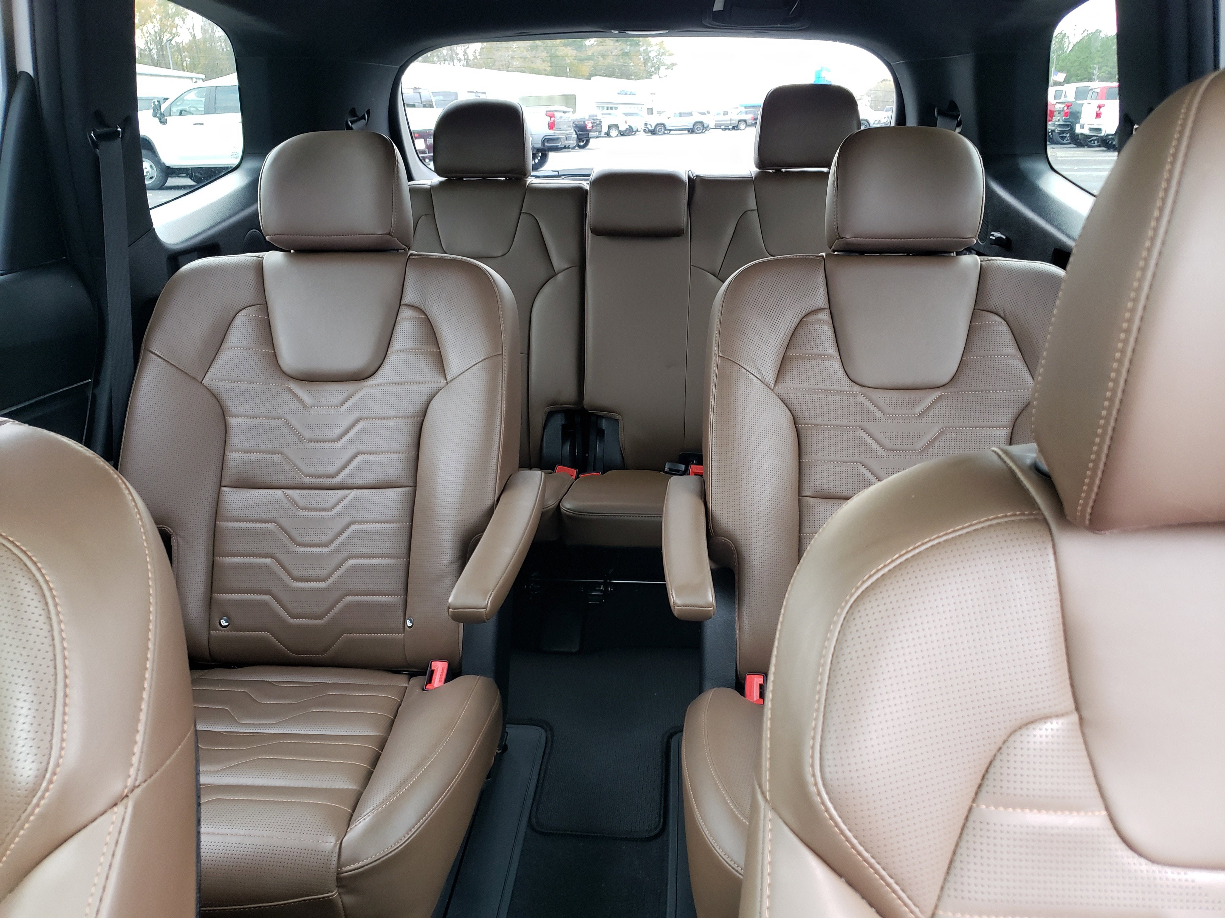 Used 2022 Kia Telluride SX w/ SX Prestige Package image 31