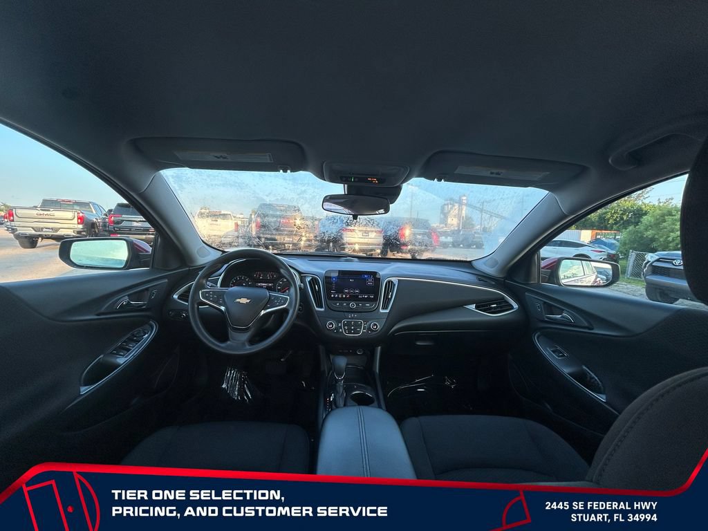 Used 2025 Chevrolet Malibu LT FWD image 29