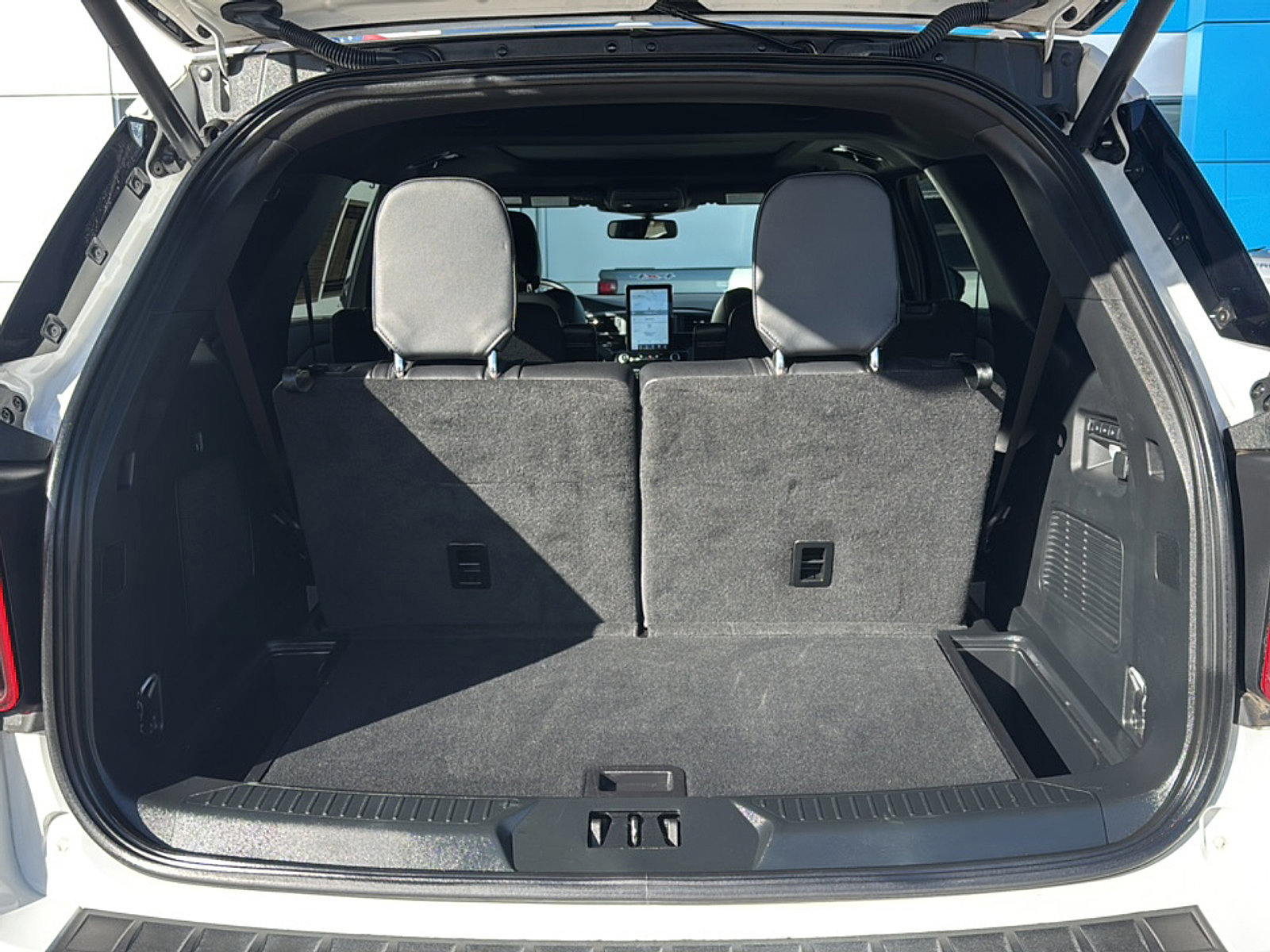 Used 2023 Ford Explorer ST w/ Equipment Group 401A image 25