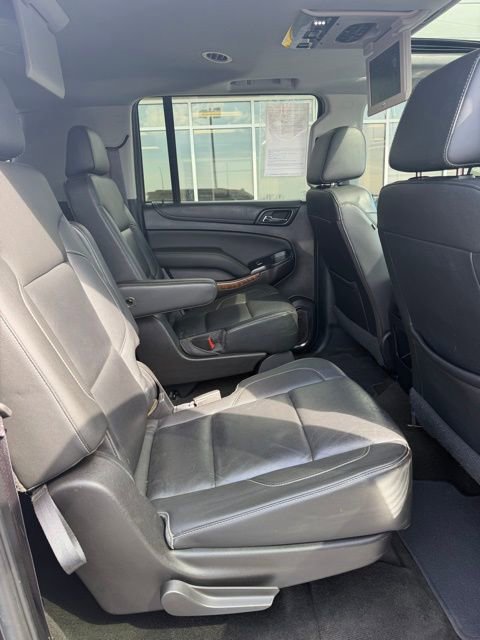 Used 2017 Chevrolet Suburban Premier image 21