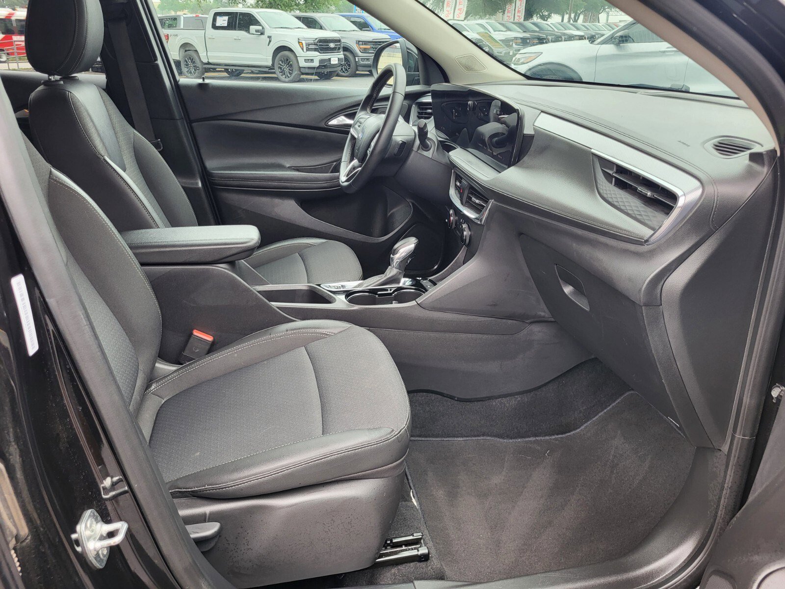 Used 2025 Buick Encore GX Preferred FWD image 12