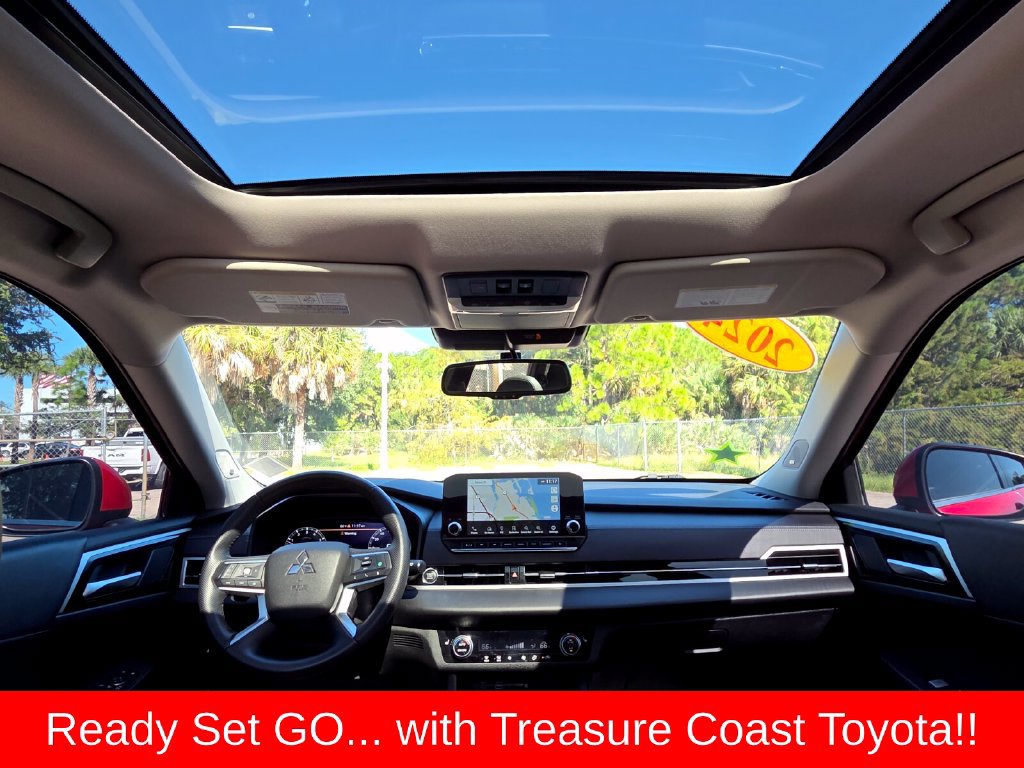 Used 2024 Mitsubishi Outlander SE FWD image 5