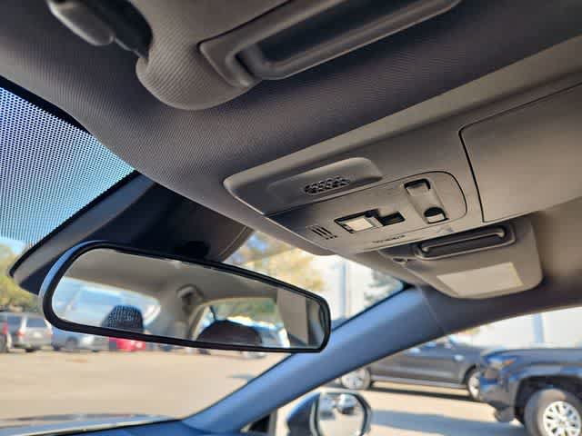 Used 2022 Toyota Camry LE FWD image 27