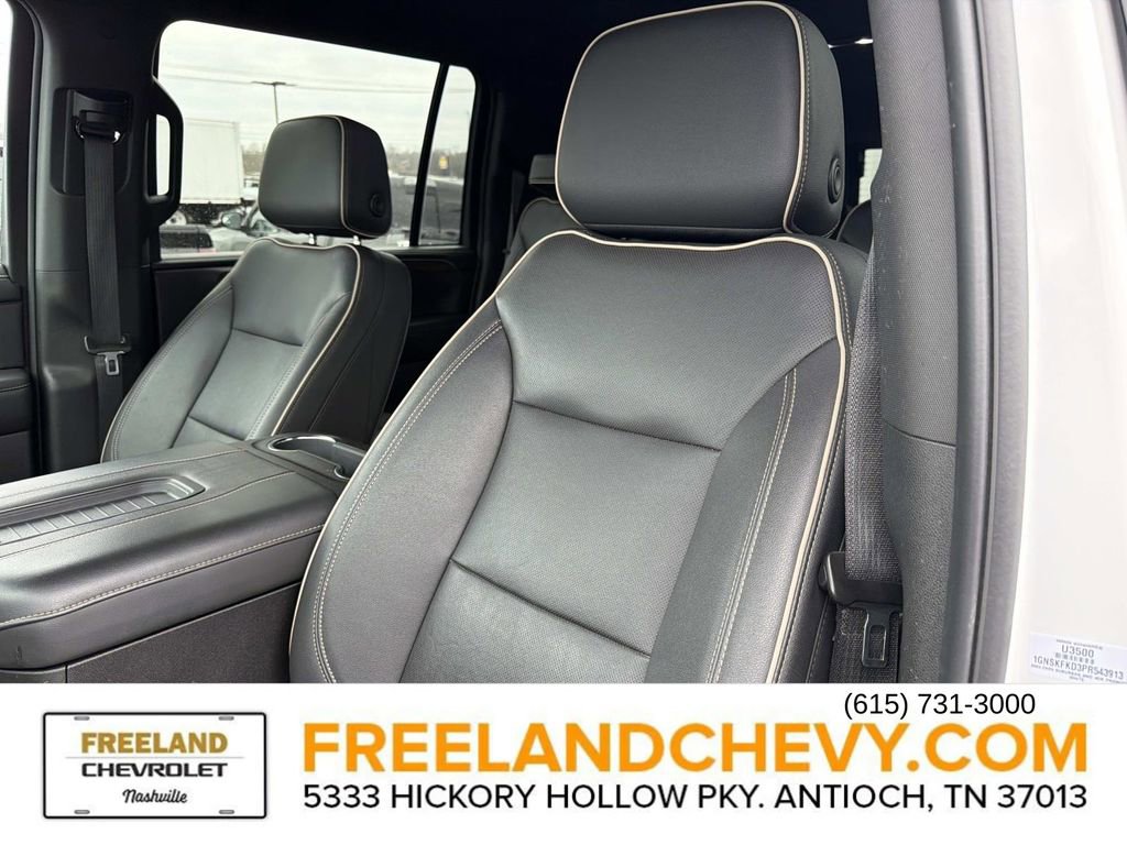Used 2023 Chevrolet Suburban Premier image 26