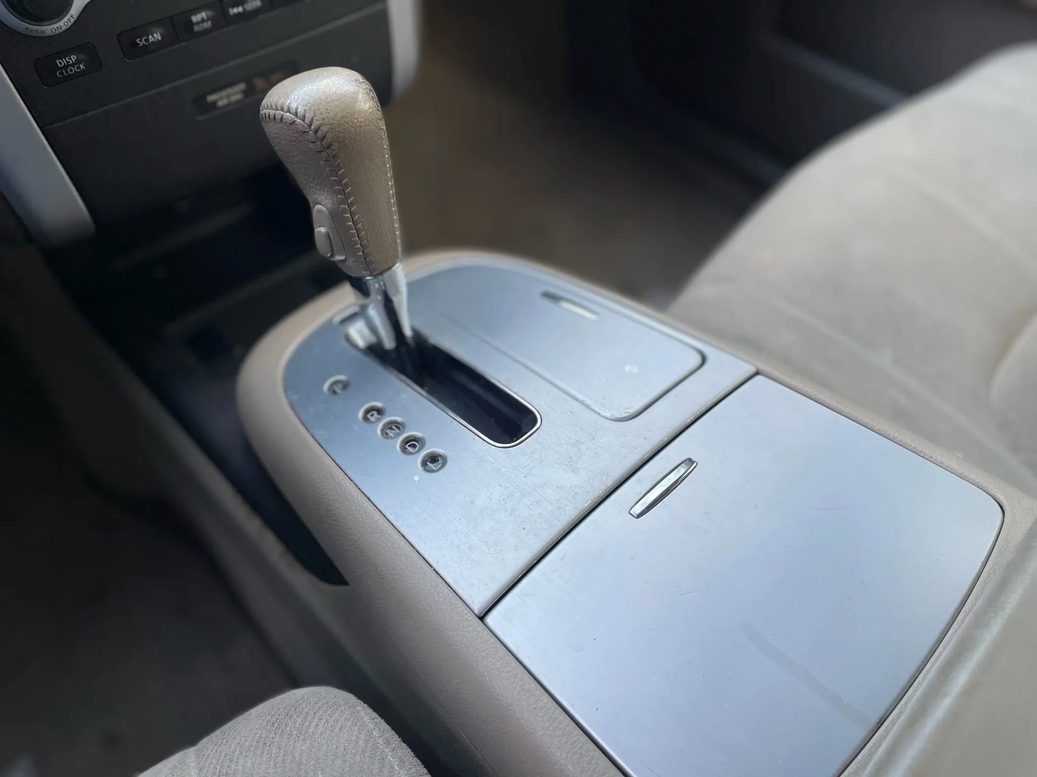 Used 2010 Nissan Murano S image 27