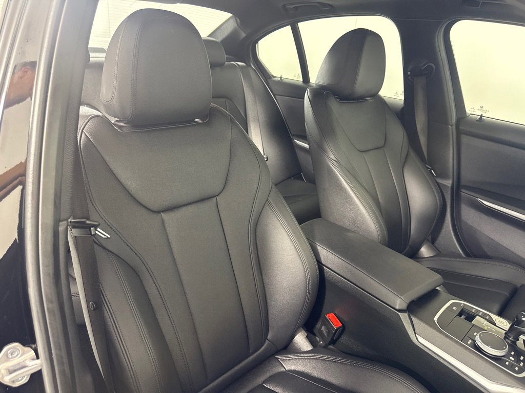 Used 2021 BMW 330i Sedan w/ M Sport Package image 28