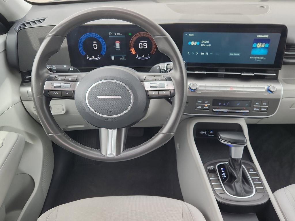 Used 2025 Hyundai Kona SEL AWD/4WD image 11