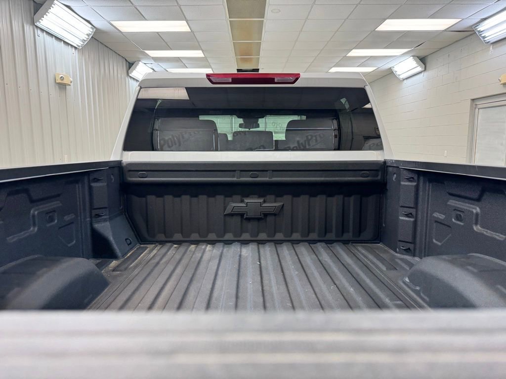 Used 2025 Chevrolet Silverado 2500 LT image 24