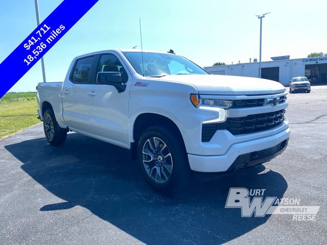 Used 2023 Chevrolet Silverado 1500 RST AWD/4WD image 9