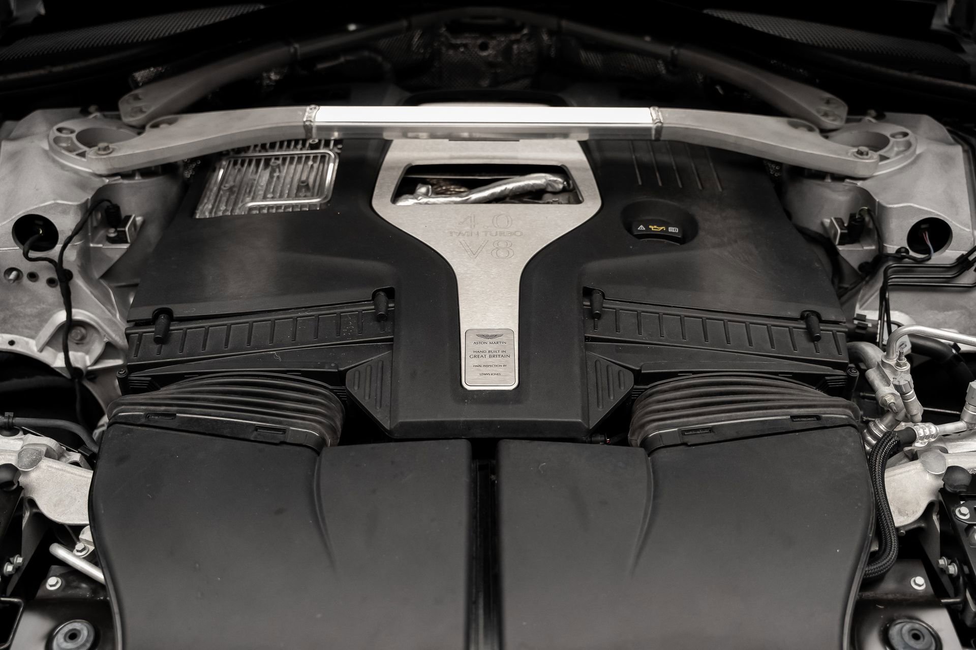 Used 2023 Aston Martin DBX AWD/4WD image 72