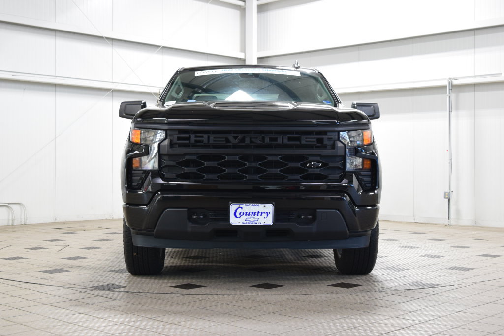 Used 2022 Chevrolet Silverado 1500 Custom AWD/4WD image 2