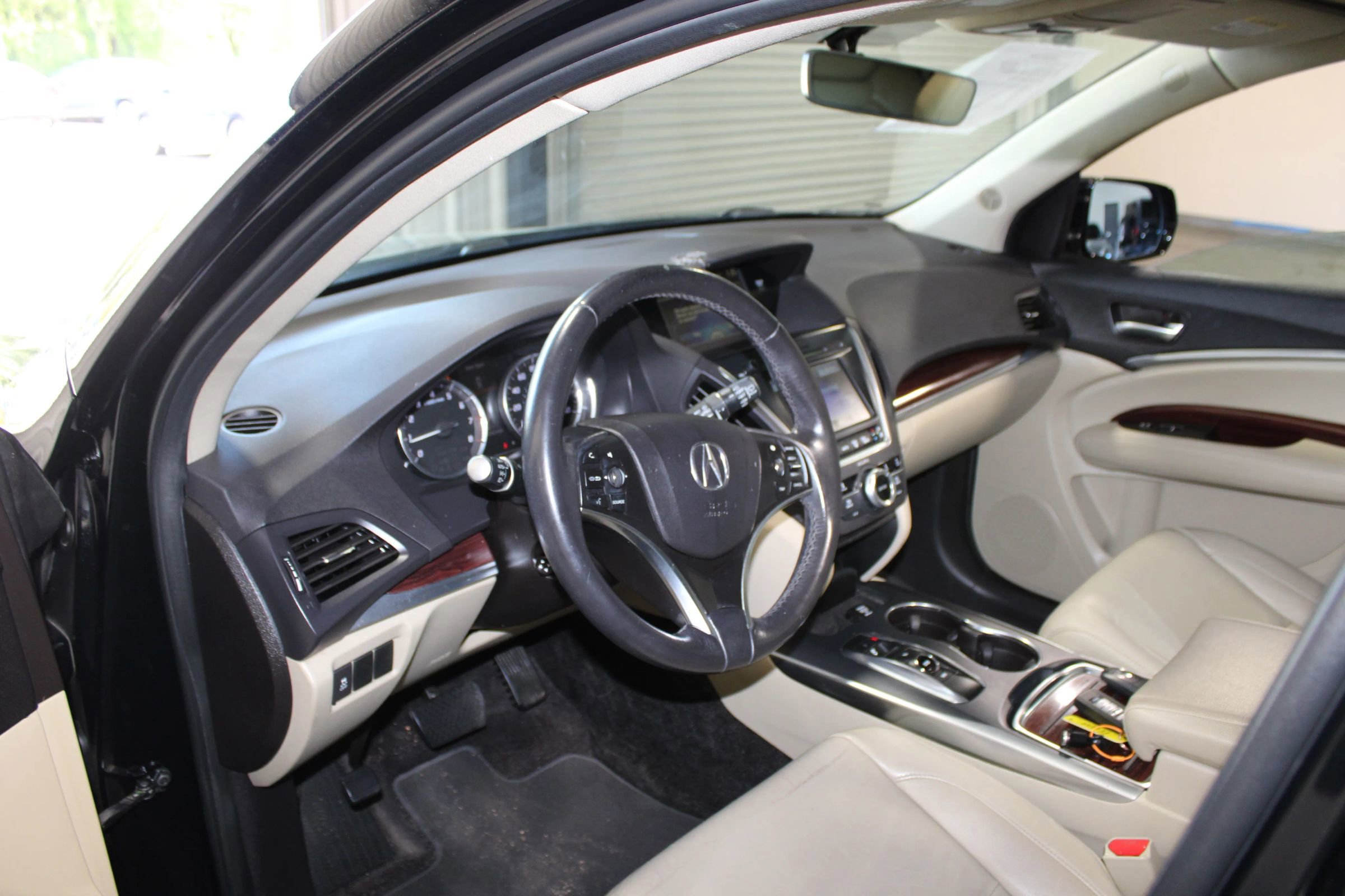 Used 2016 Acura MDX FWD image 9