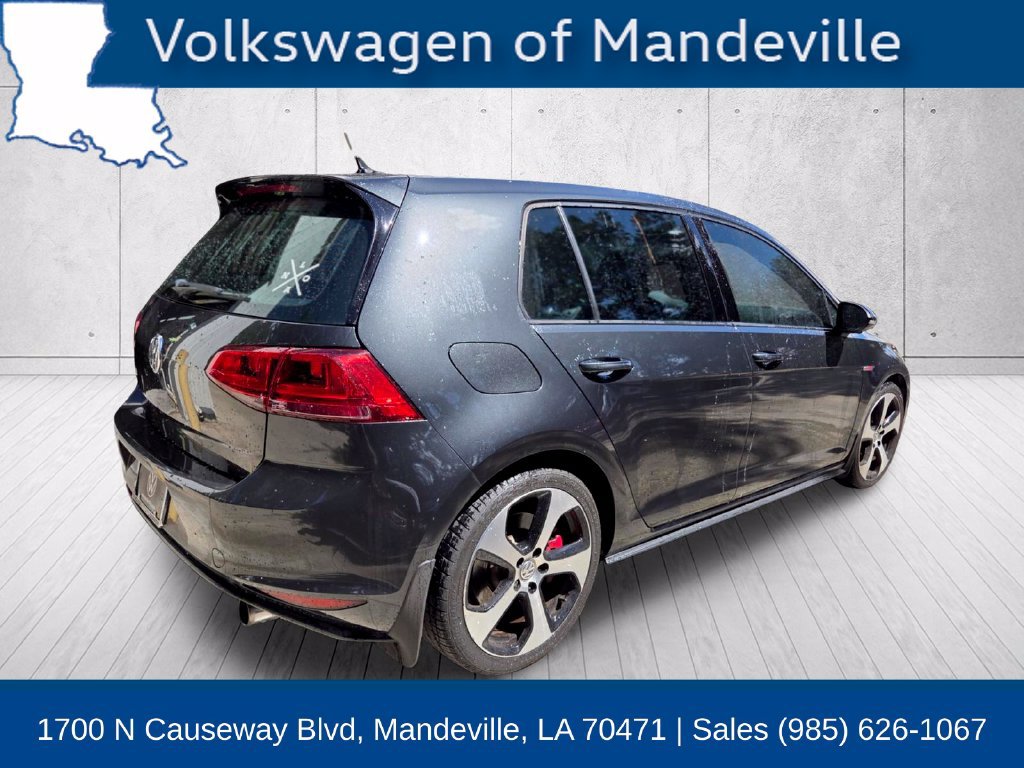 Used 2017 Volkswagen Golf 4-Door FWD image 5
