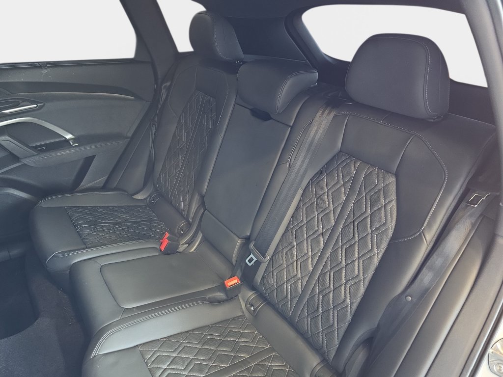 Certified 2026 Audi SQ5 Premium Plus w/ Premium Plus Package AWD/4WD image 12
