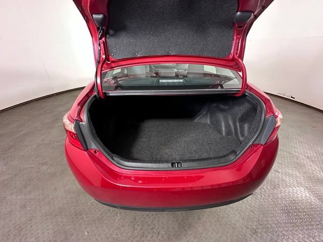 Used 2019 Toyota Corolla LE FWD image 13