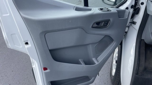 Used 2018 Ford Transit 150 XLT image 20