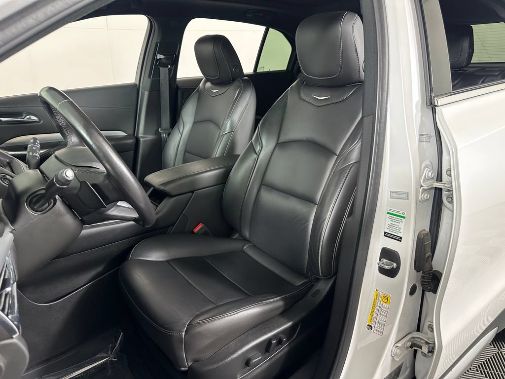 Used 2019 Cadillac XT4 Premium Luxury w/ Trailering Package AWD/4WD image 15