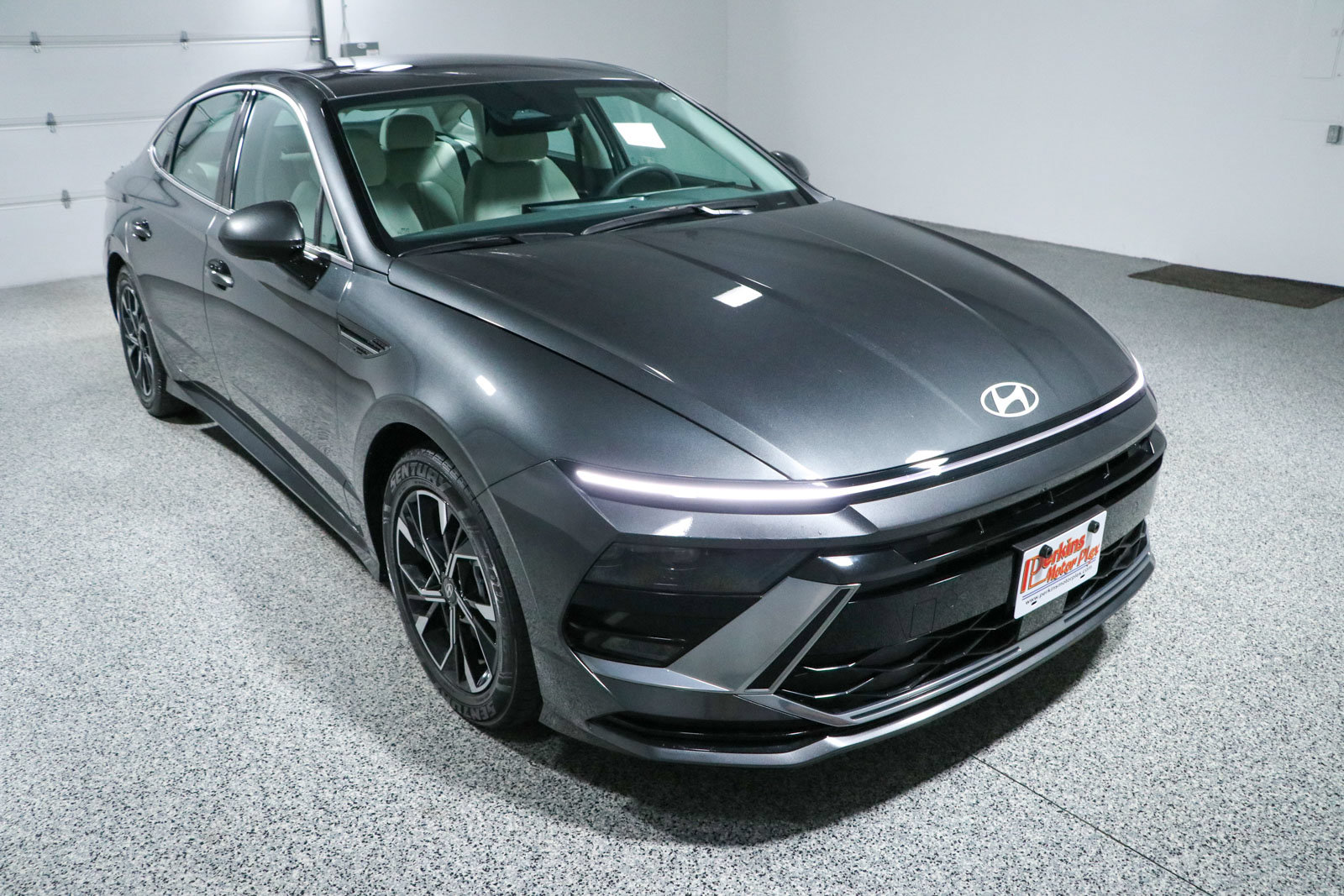 Used 2025 Hyundai Sonata SEL FWD image 5