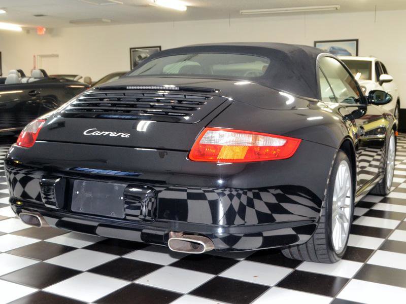 Used 2005 Porsche 911 Carrera image 10