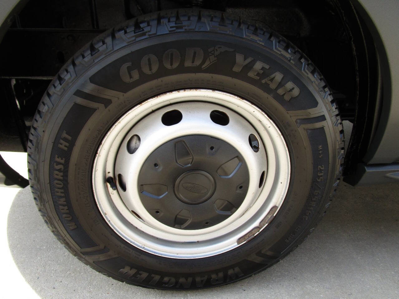 Used 2016 Ford Transit 150 130 Low Roof image 28