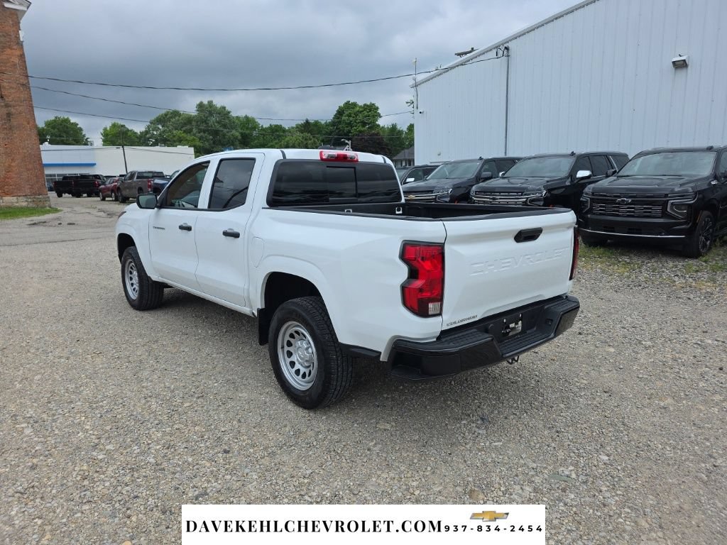 Used 2024 Chevrolet Colorado W/T w/ WT Convenience Package RWD image 4