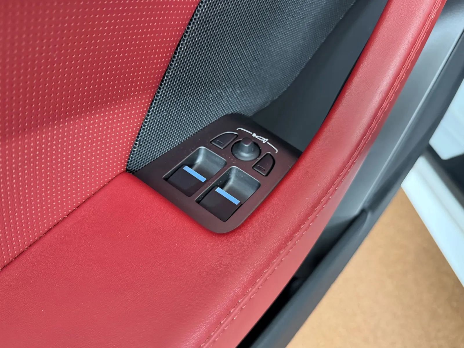 Used 2021 Jaguar F-TYPE R AWD/4WD image 17