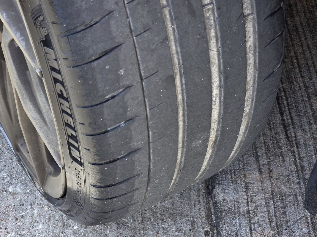 Used 2020 Chevrolet Corvette Stingray Coupe w/ Z51 Performance Package image 35