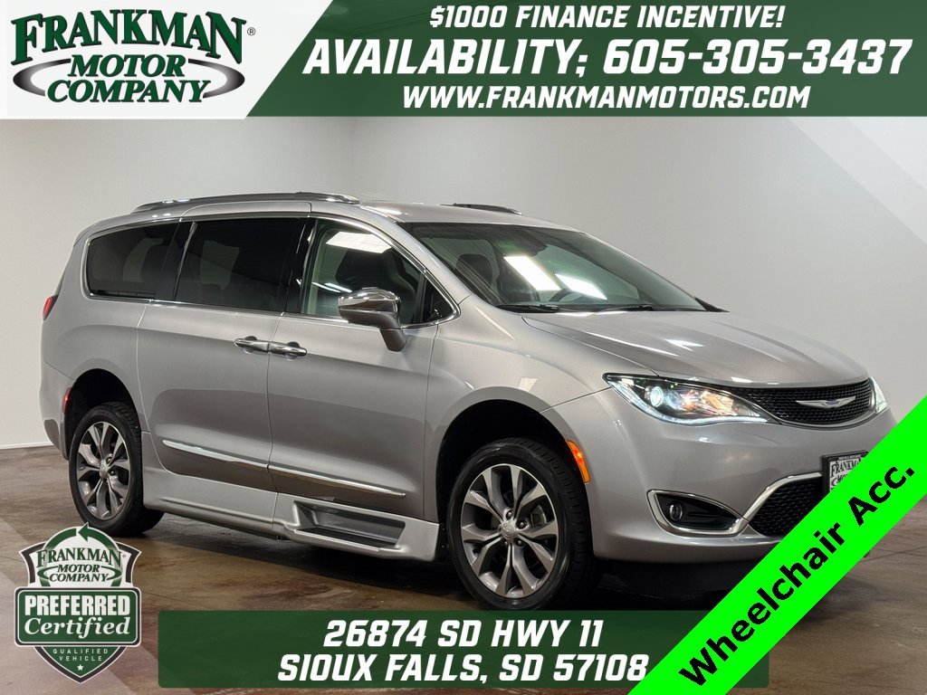 Used 2018 Chrysler Pacifica Limited