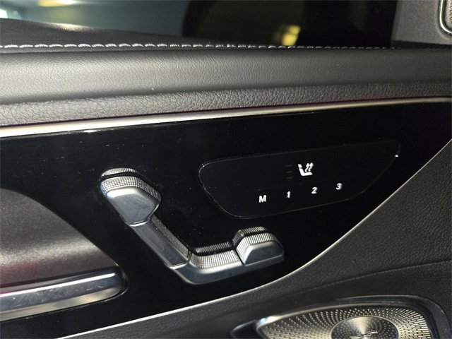 Used 2023 Mercedes-Benz C 300 Sedan image 12