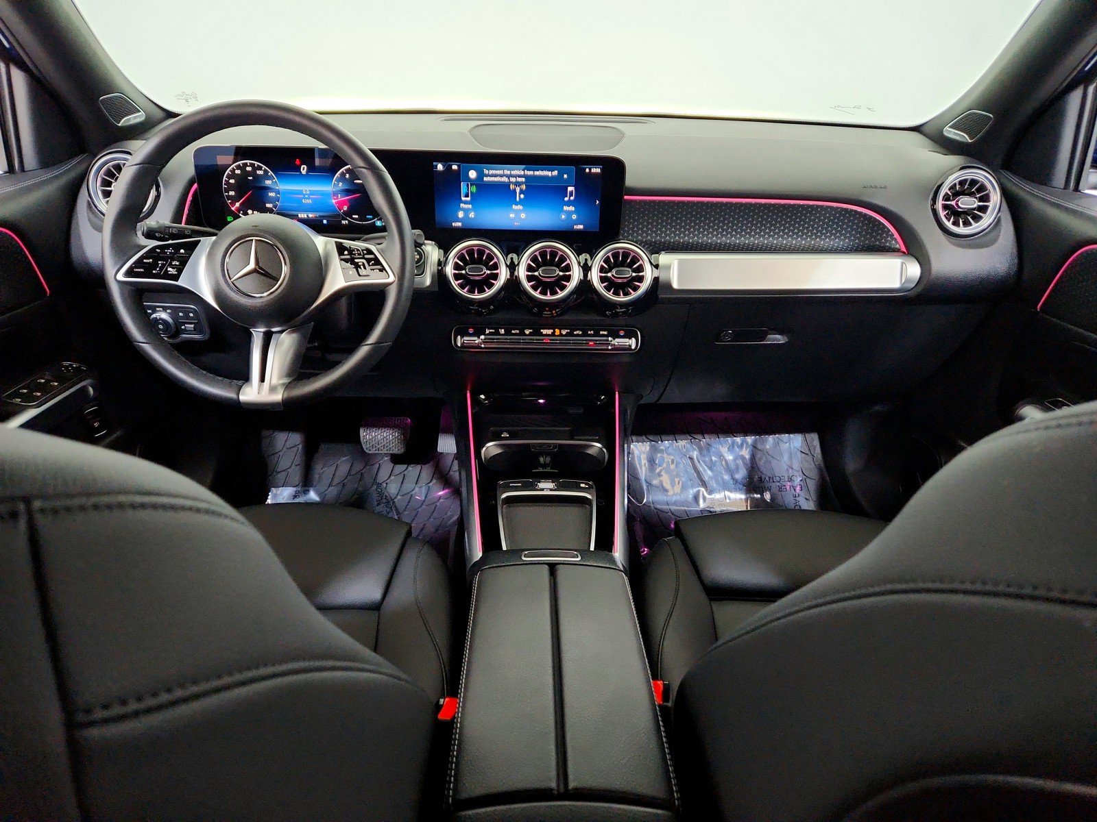 Certified 2024 Mercedes-Benz GLB 250 4MATIC image 18