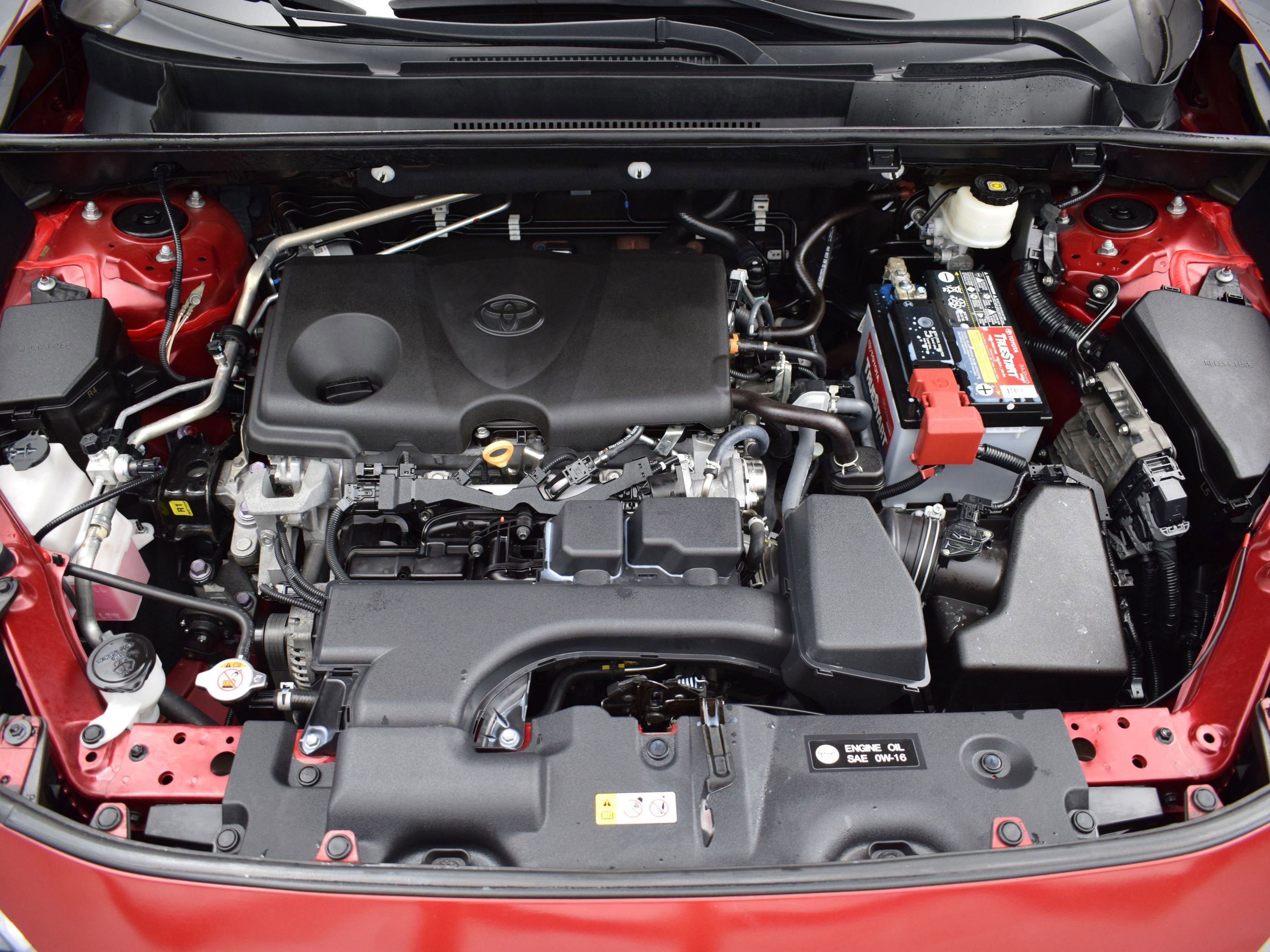 Used 2022 Toyota RAV4 Limited AWD/4WD image 9